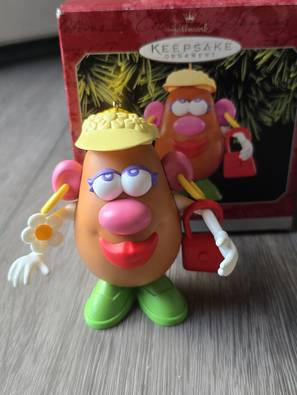 Hallmark Keepsake 1998 Mrs. Potato Head Ornament with Original Box Hasbro